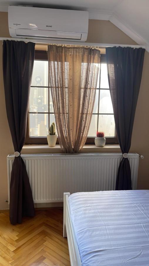 Guesthouse 12A Πρίστινα Εξωτερικό φωτογραφία